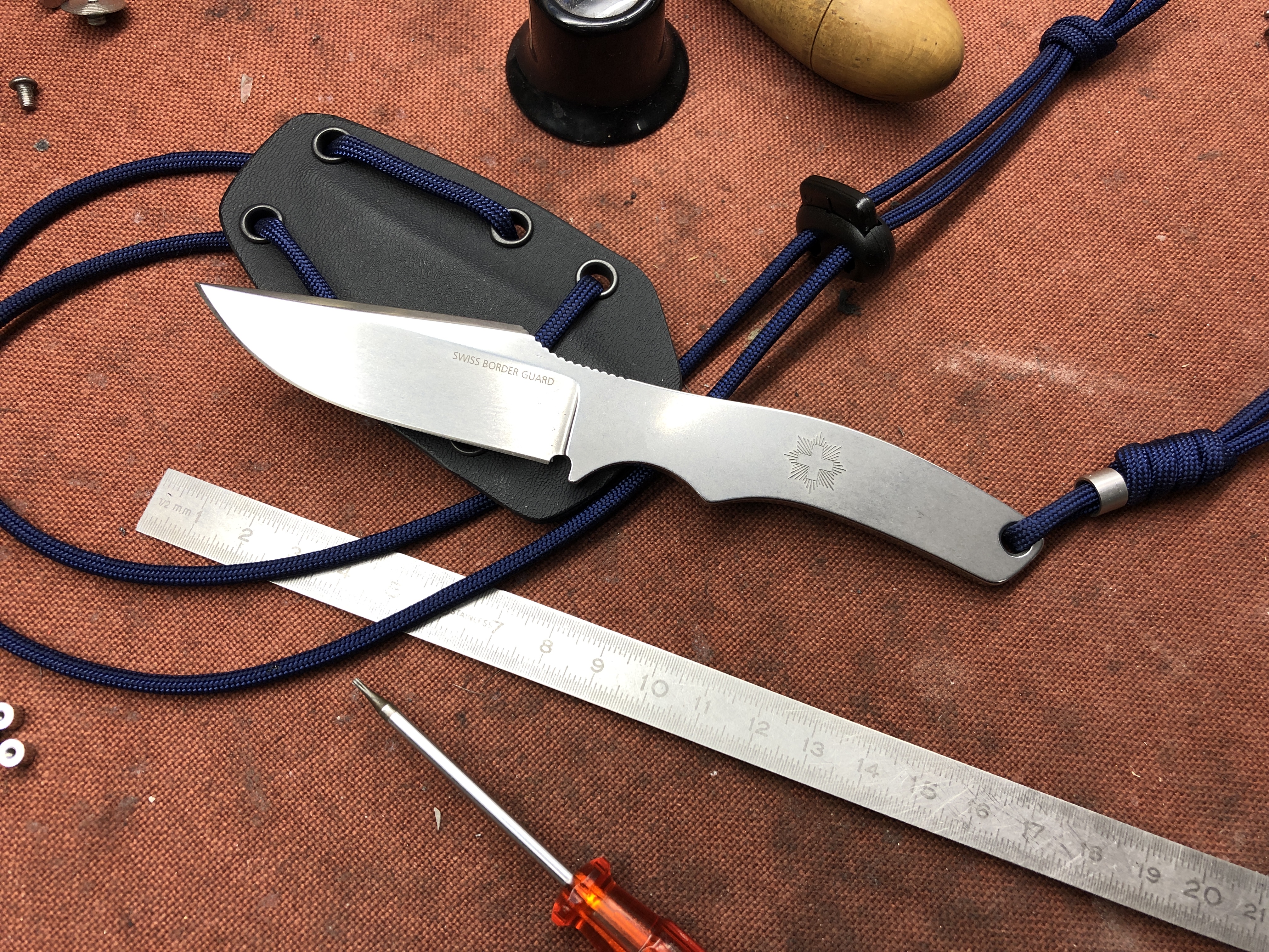 Klötzli Swiss Boarder Guard Neckknife Modell 23