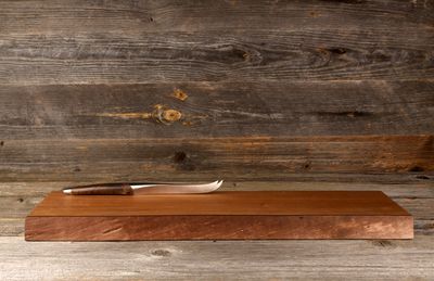 sknife Käsemesser mit Käsebrett Walnuss