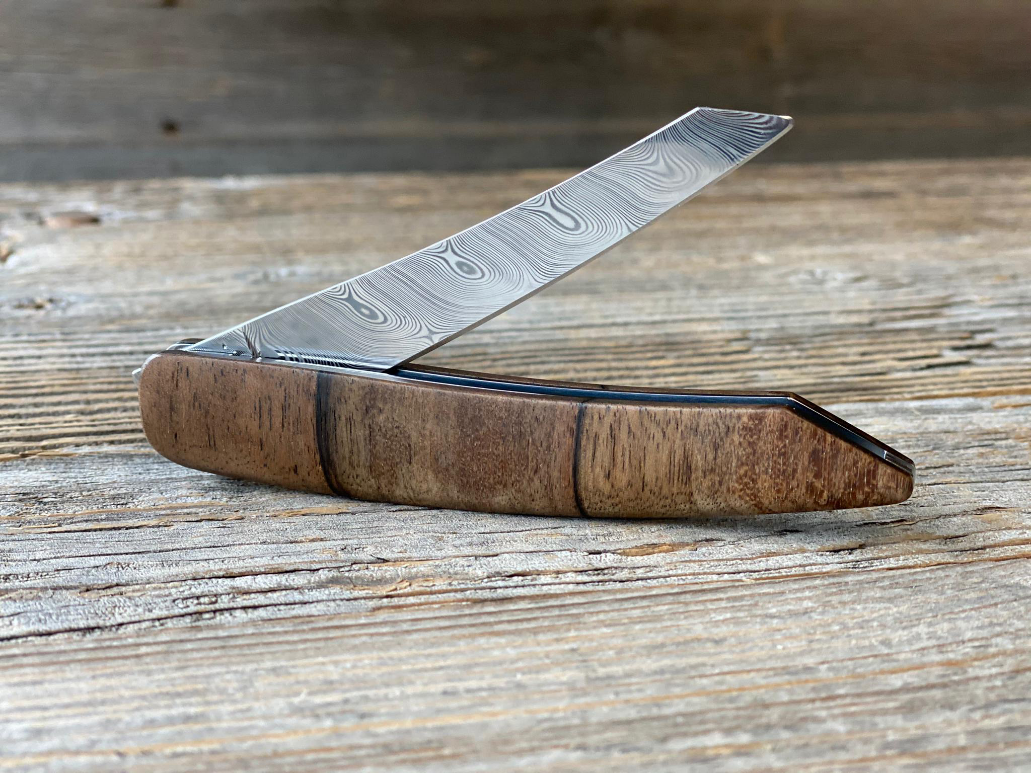 sknife Taschenmesser Damast Nussbaumholz (Walnuss)